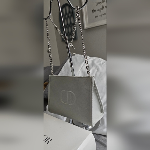 NIB Christian Dior "CD" Pouch with Double Snap Closure - Picture 11 of 14